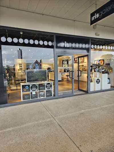 Iris Galerie Troyes - Officiel